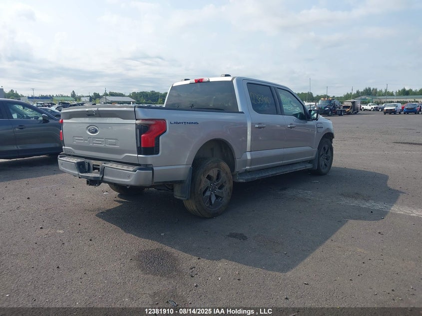 1FT6W1EV0PWG24617 2023 FORD F-150 photo no. 4