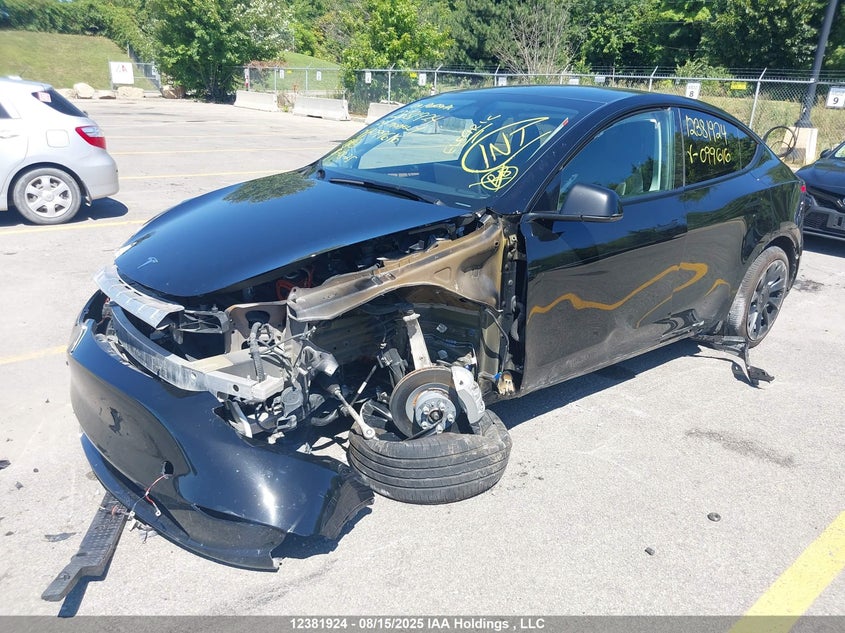 7SAYGDEEXRF099616 2024 TESLA MODEL Y photo no. 2