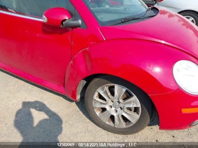 2010 Volkswagen New Beetle VIN: 3VWRW2AL1AM002250 Lot: 12382069