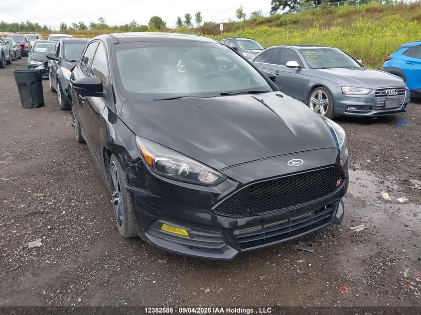 1FADP3L96JL305873 2018 Ford Focus St St auction photo 1