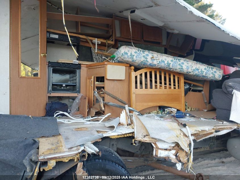 2003 Ford E-450 Cutaway Standard VIN: 1FDXE45S13HA76393 Lot: 12382738