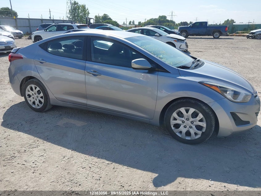 5NPDH4AE7FH559861 2015 HYUNDAI ELANTRA photo no. 13