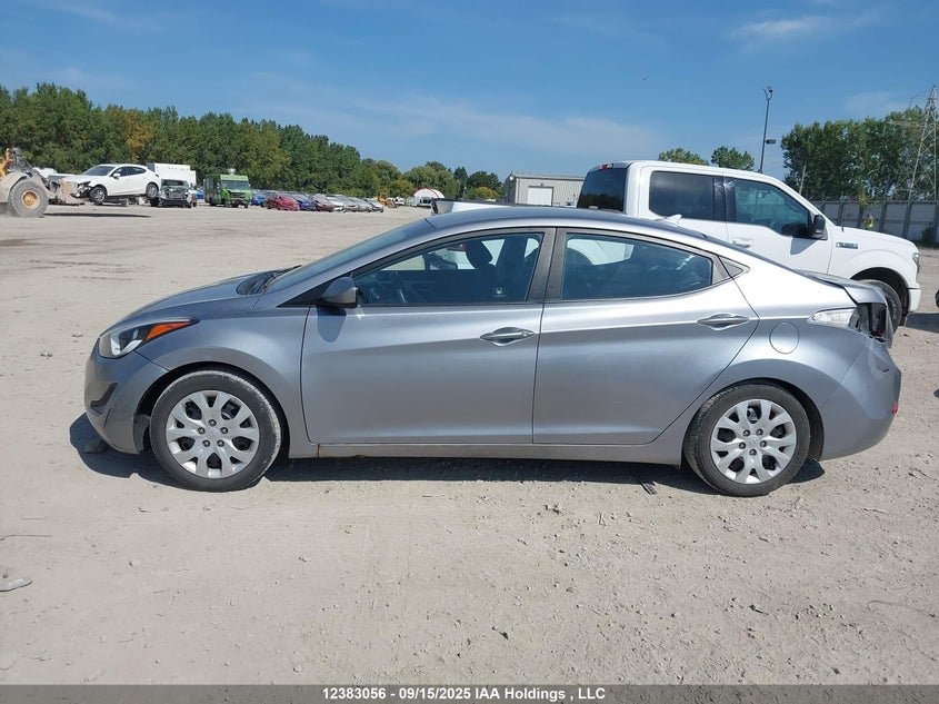 5NPDH4AE7FH559861 2015 HYUNDAI ELANTRA photo no. 14