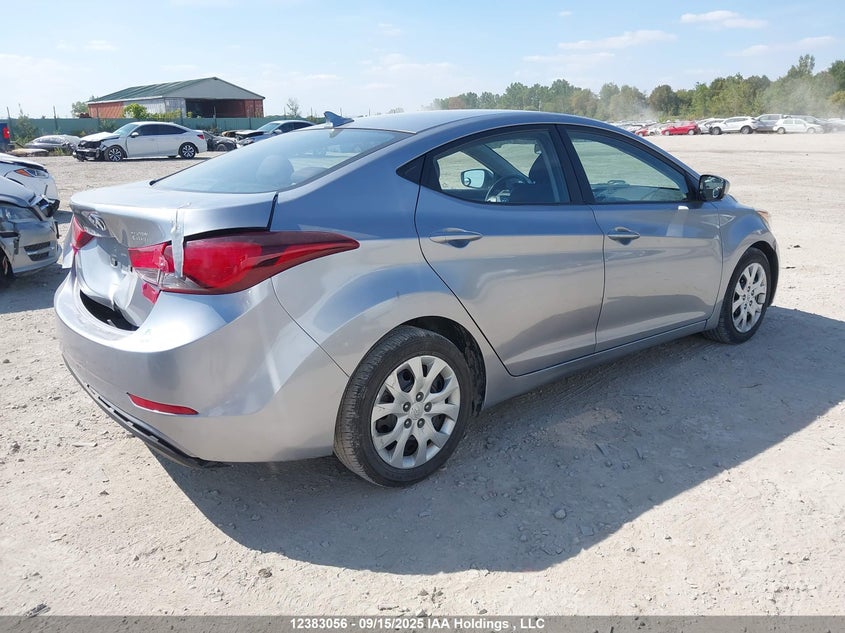 5NPDH4AE7FH559861 2015 HYUNDAI ELANTRA photo no. 4