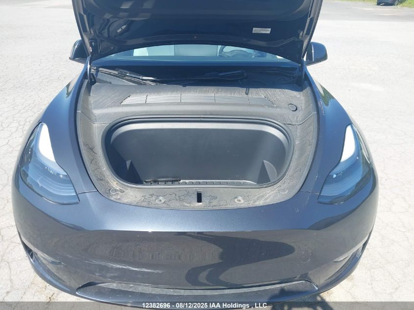 2024 Tesla Model Y VIN: 7SAYGDEE5RF048802 Lot: 12382696X