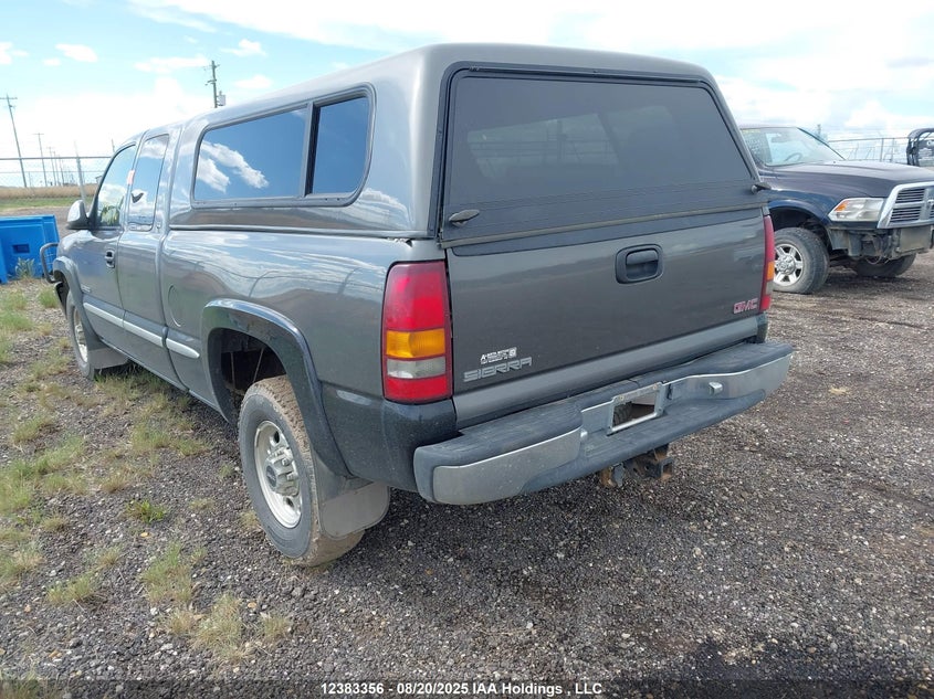 1GTFC29U1YZ178316 2000 GMC  photo no. 3