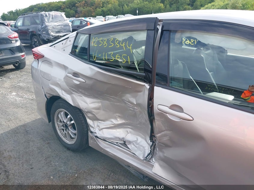 JTDKARFP1K3113651 2019 TOYOTA PRIUS photo no. 6