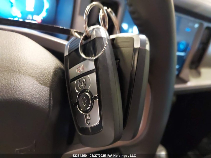 2025 Ford Bronco Outer Banks VIN: 1FMDE8BH4SLA90206 Lot: 12384250