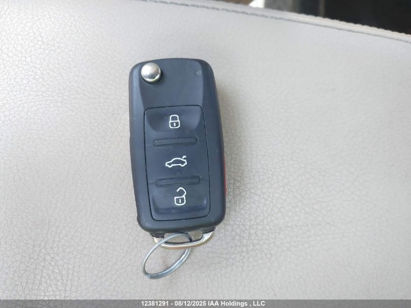 2012 Volkswagen Tiguan 2.0 Tsi Comfortline/2.0 Tsi Highline/2.0 Tsi Trendline VIN: WVGBV7AX7CW000685 Lot: 12381291X