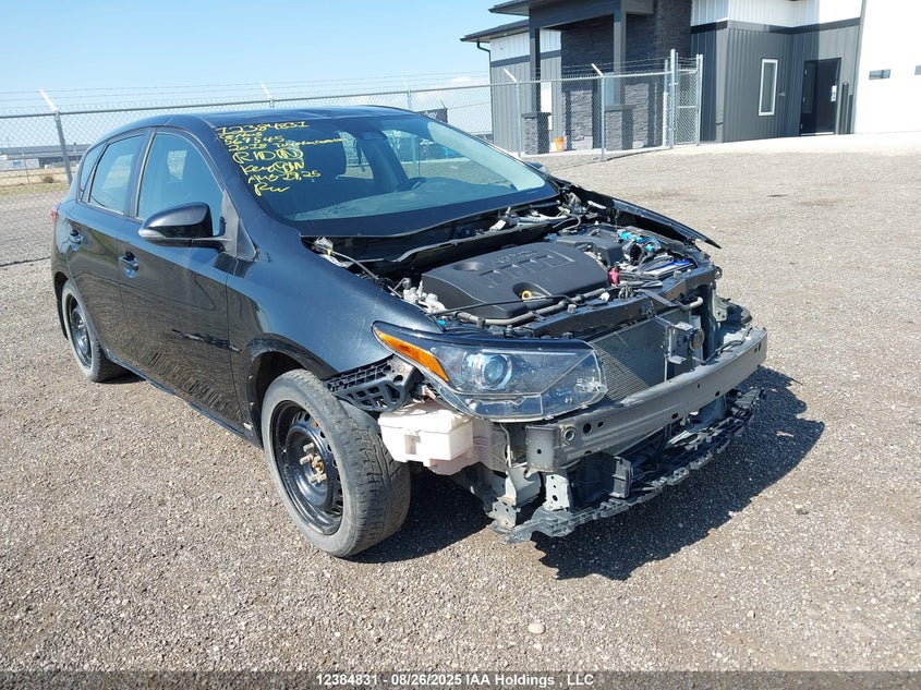 JTNKARJE8JJ569545 2018 Toyota Corolla Im auction photo 1