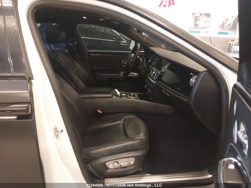 2015 ROLLS-ROYCE GHOST SEDAN 6.6L V-12 DI, DOHC, VVT, TURBO, 563HP