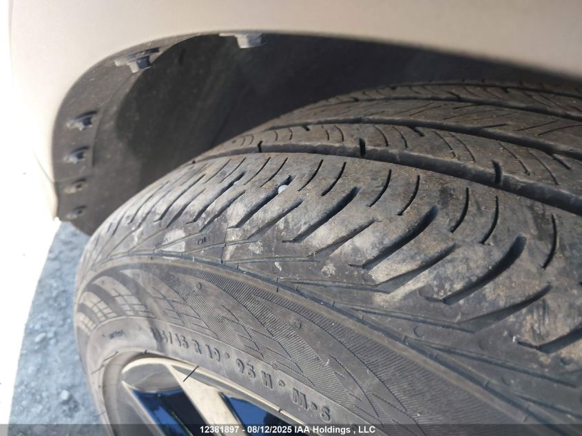 2018 Ford Escape Se VIN: 1FMCU9GD7JUB64639 Lot: 12381897X