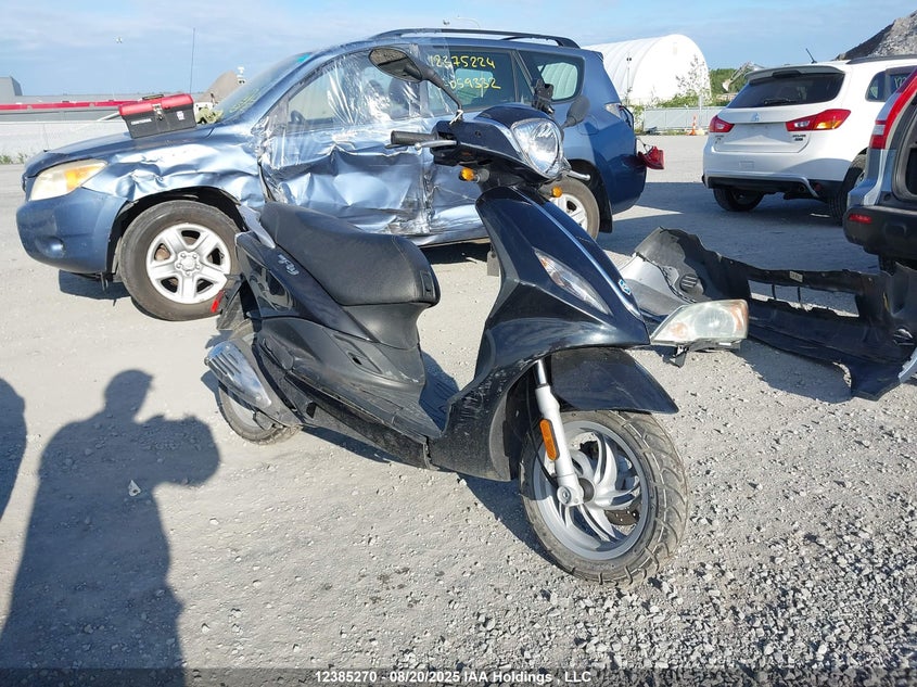 ZAPC526BXJ7002445 2018 Piaggio Fly 50 auction photo 1
