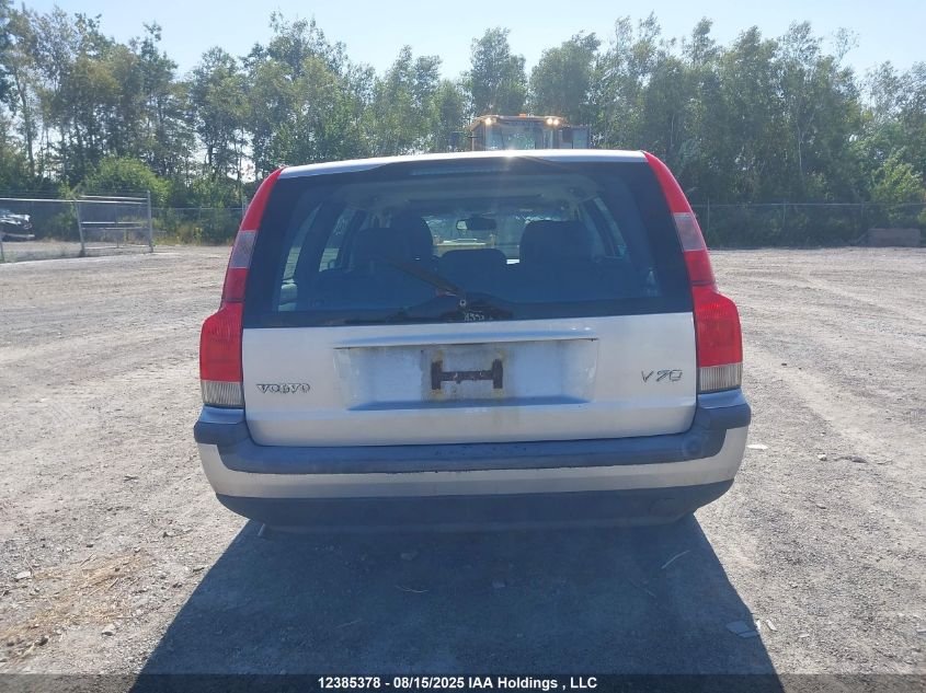 2004 Volvo V70 2.4 VIN: YV1SW61T842379868 Lot: 12385378