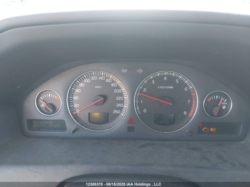 2004 Volvo V70 2.4 VIN: YV1SW61T842379868 Lot: 12385378