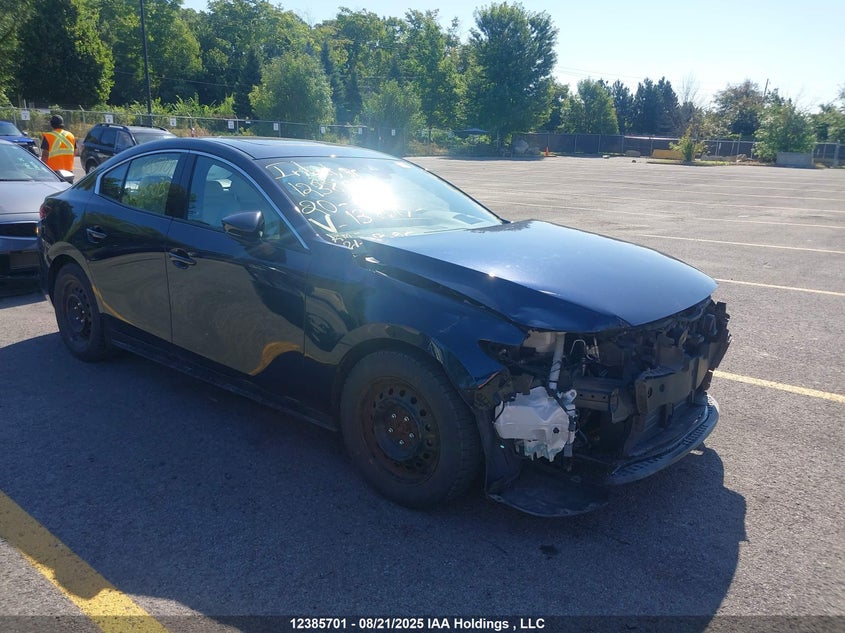 3MZBPADM4LM137075 MAZDA MAZDA3 Photo 1