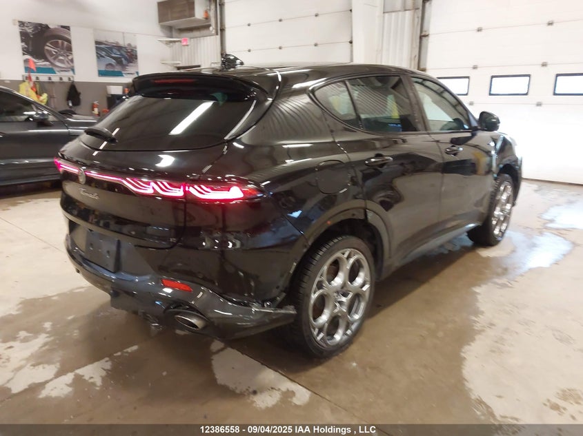 ZASPATDW9R3057311 2024 ALFA ROMEO TONALE photo no. 4