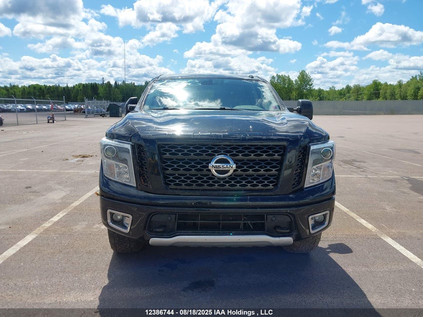 1N6AA1E58HN513763 2017 NISSAN TITAN photo no. 20