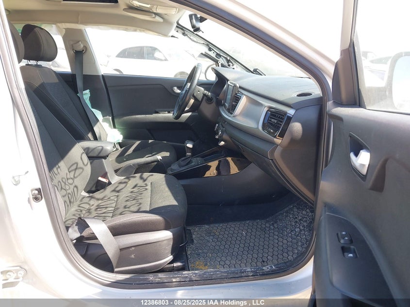 3KPA35AD0LE330758 2020 KIA RIO photo no. 5