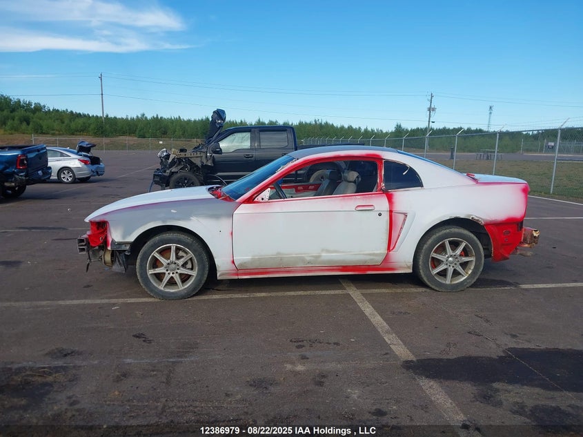 2000 Ford Mustang VIN: 1FAFP4049YF263568 Lot: 12386979