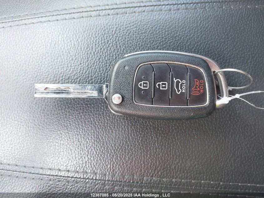5XYZT3LB8HG439658 2017 HYUNDAI SANTA FE photo no. 11