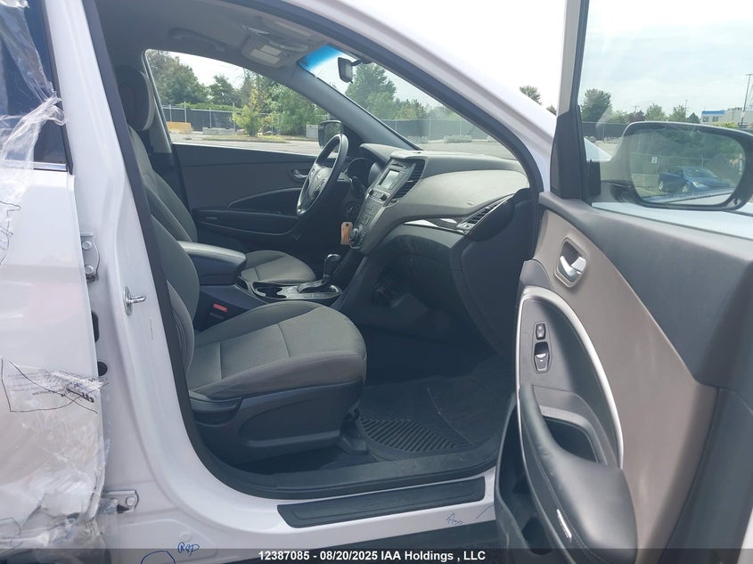 5XYZT3LB8HG439658 2017 HYUNDAI SANTA FE photo no. 5