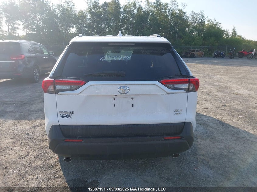 2T3R1RFV6PC367004 2023 TOYOTA RAV 4 photo no. 17