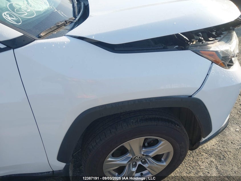2T3R1RFV6PC367004 2023 TOYOTA RAV 4 photo no. 18