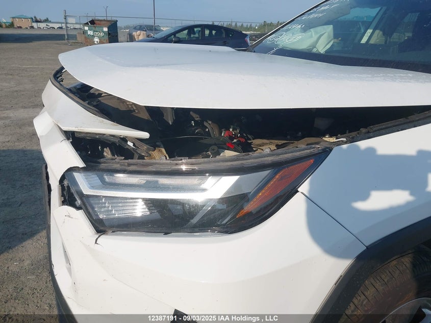 2T3R1RFV6PC367004 2023 TOYOTA RAV 4 photo no. 19