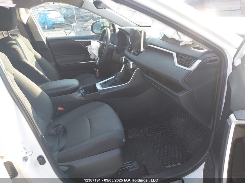 2T3R1RFV6PC367004 2023 TOYOTA RAV 4 photo no. 5