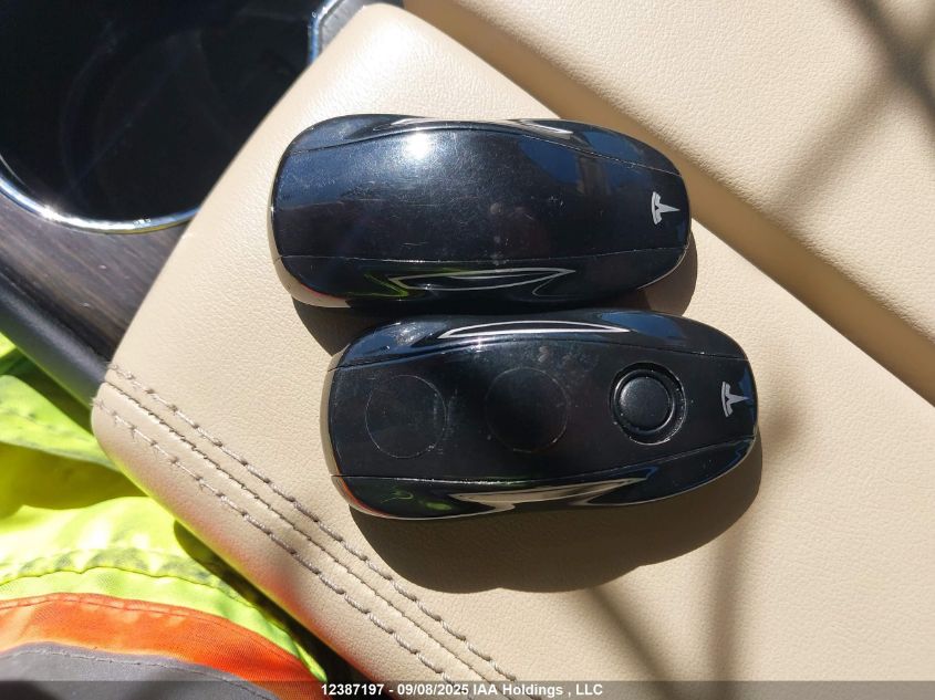 2014 Tesla Model S VIN: 5YJSA1H1XEFP31956 Lot: 12387197