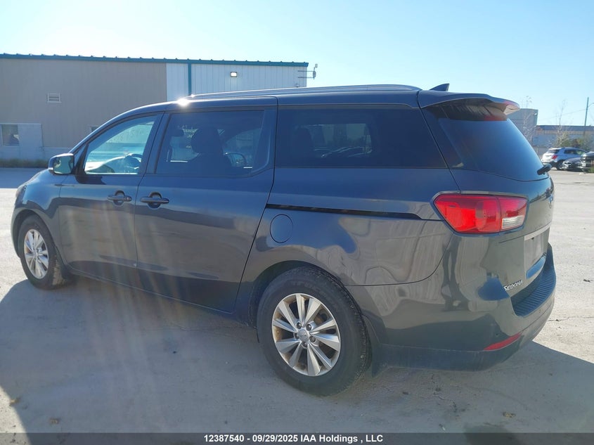 2018 Kia Sedona Lx/Lx+ grey van null KNDMB5C11J6360776 photo #4