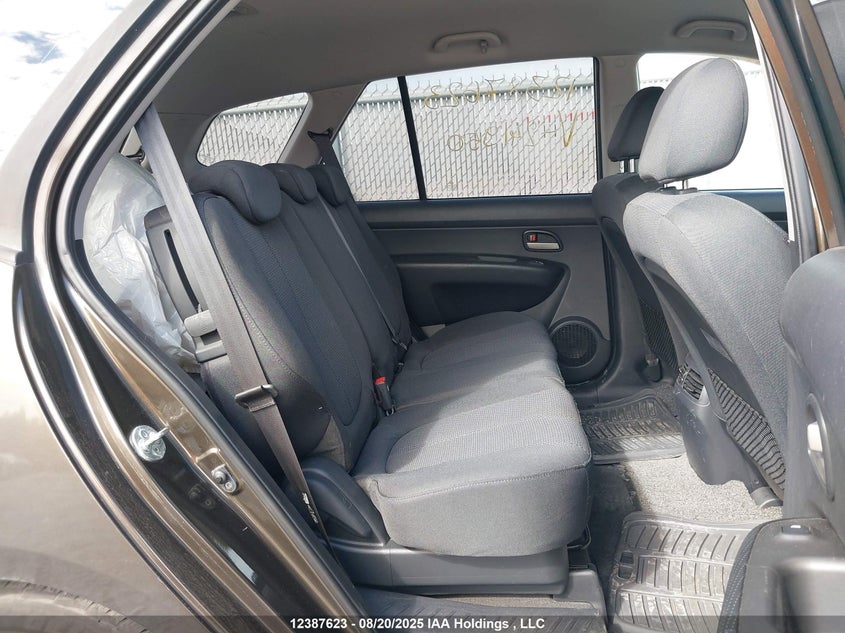 2009 Kia Rondo Lx/Ex VIN: KNAFG528597241950 Lot: 12387623