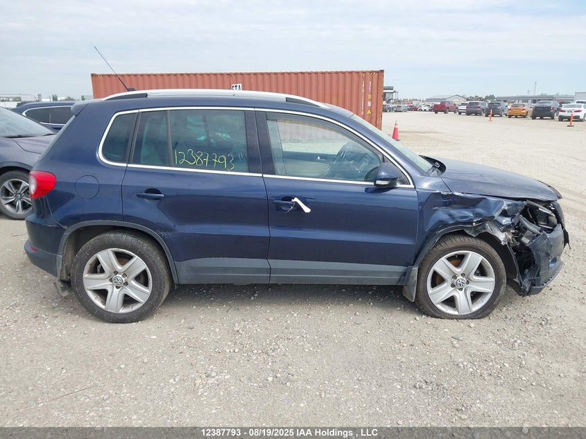 WVGBV7AX5BW526439 2011 VOLKSWAGEN TIGUAN photo no. 13