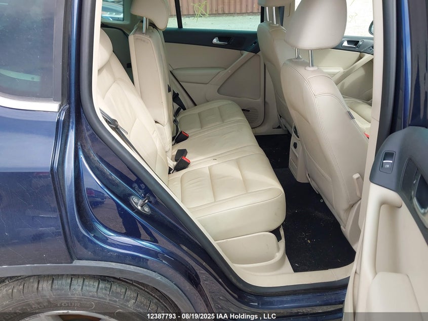 WVGBV7AX5BW526439 2011 VOLKSWAGEN TIGUAN photo no. 8