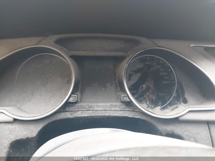 2011 Audi A5 2.0T Premium VIN: WAUSFBFR7BA006543 Lot: 12387837