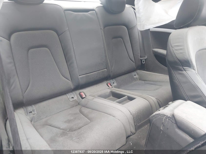 2011 Audi A5 2.0T Premium VIN: WAUSFBFR7BA006543 Lot: 12387837