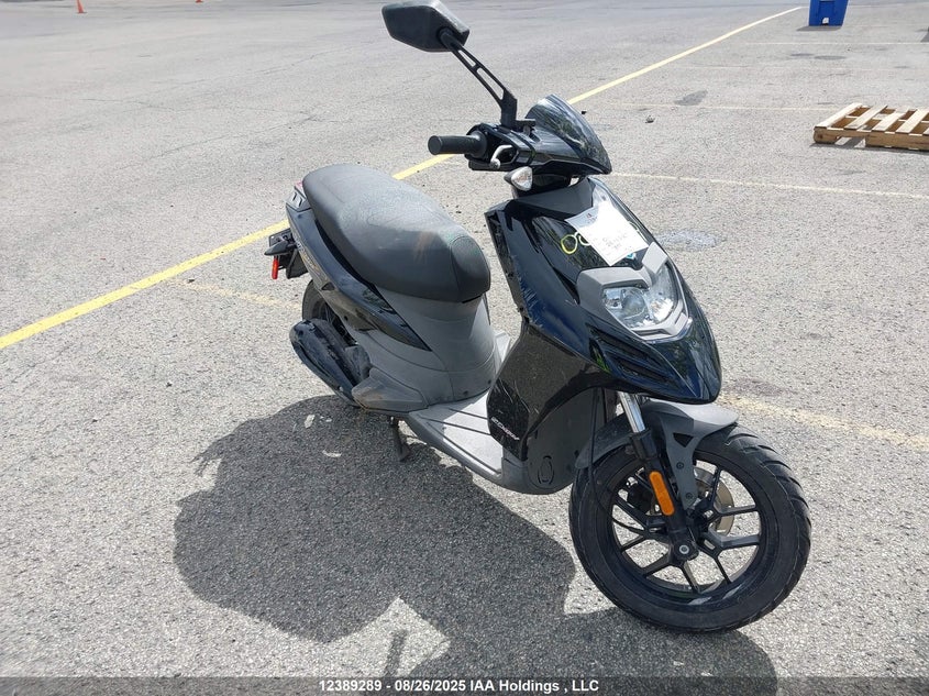 ZAPC506B4M4004119 2021 Piaggio auction photo 1