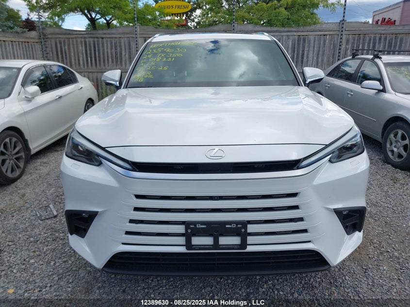 5TDAAAB61RS018221 2024 LEXUS TX photo no. 12