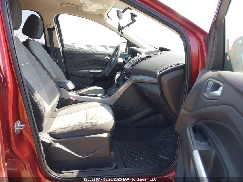 1FMCU9GX5EUC95858 2014 FORD ESCAPE photo no. 5