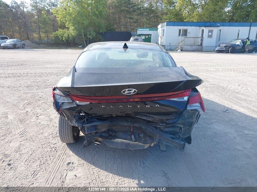 KMHLM4AG5NU318972 2022 HYUNDAI ELANTRA photo no. 17