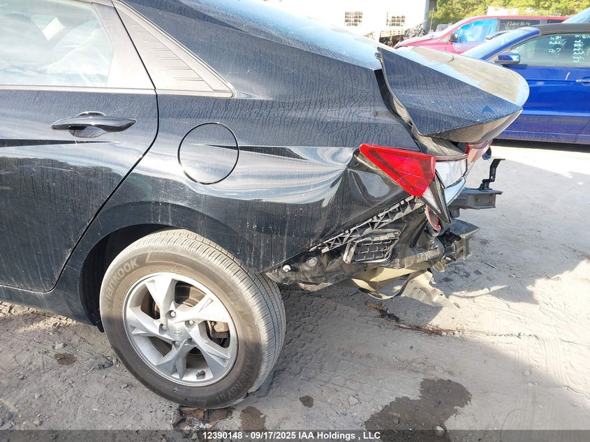 KMHLM4AG5NU318972 2022 HYUNDAI ELANTRA photo no. 20