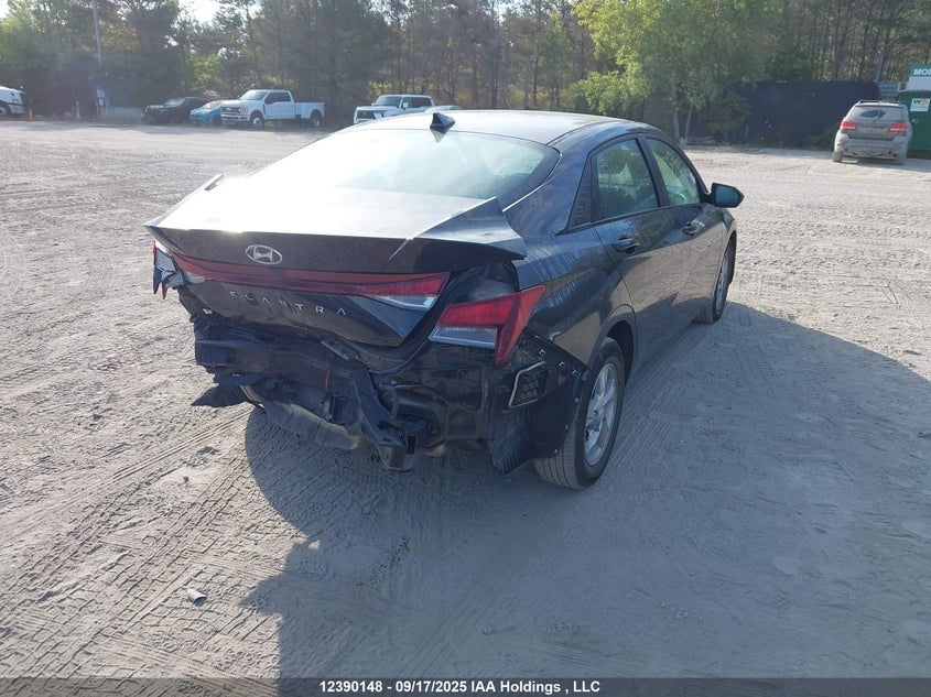 KMHLM4AG5NU318972 2022 HYUNDAI ELANTRA photo no. 4