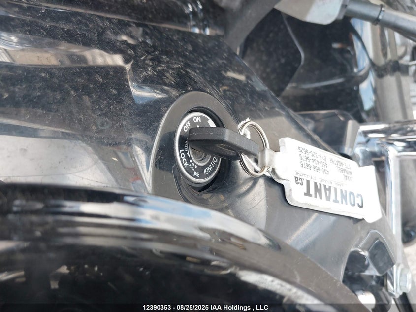 2005 Suzuki C50 VIN: JS1VS55A052106923 Lot: 12390353