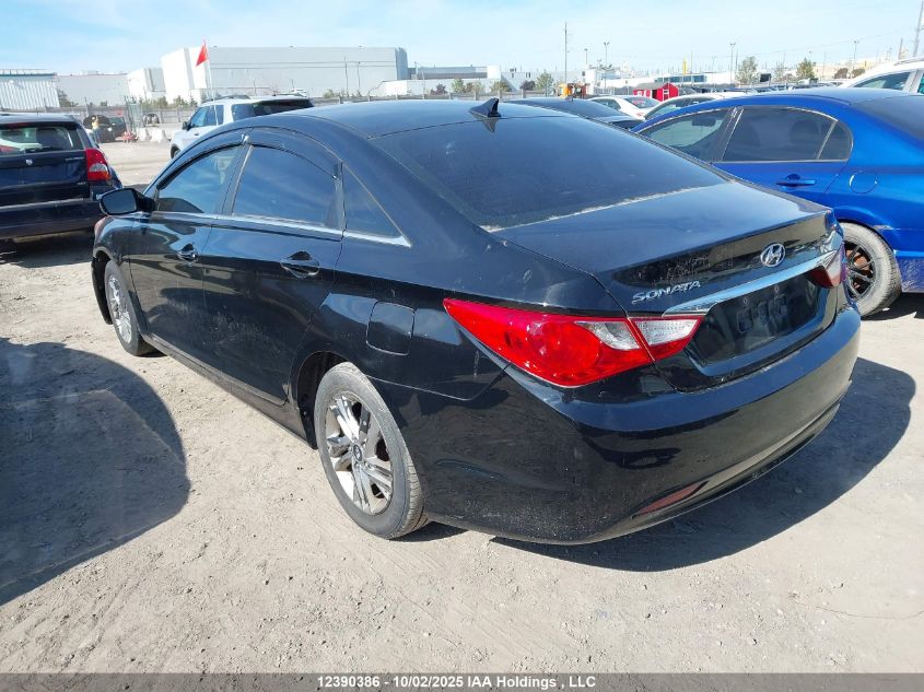 2013 Hyundai Sonata Gl VIN: 5NPEB4AC7DH715639 Lot: 12390386