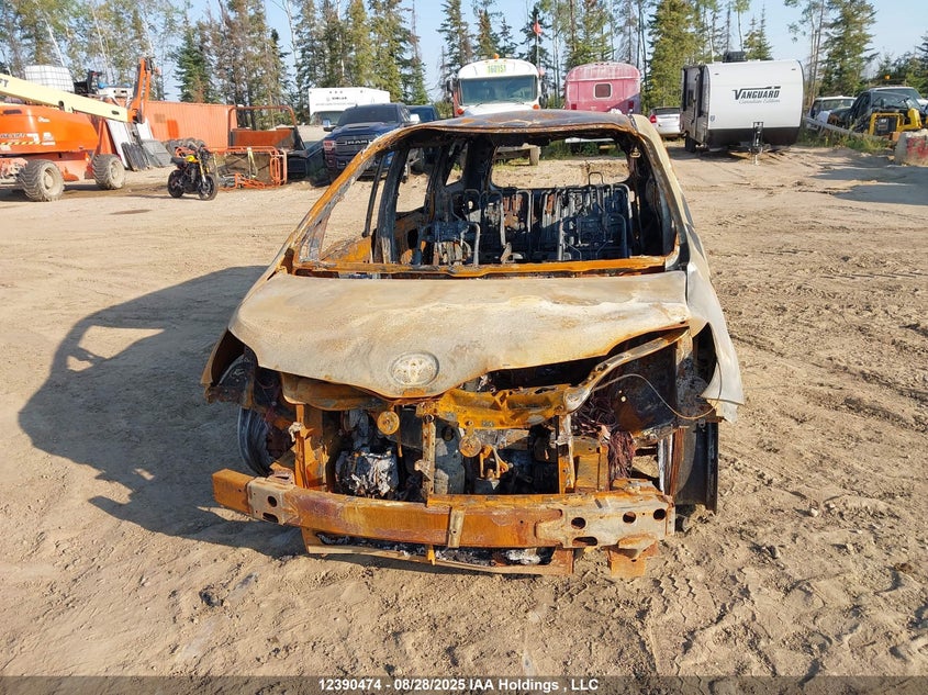 2015 Toyota Sienna Le 8 Passenger VIN: 5TDKK3DC2FS568037 Lot: 12390474