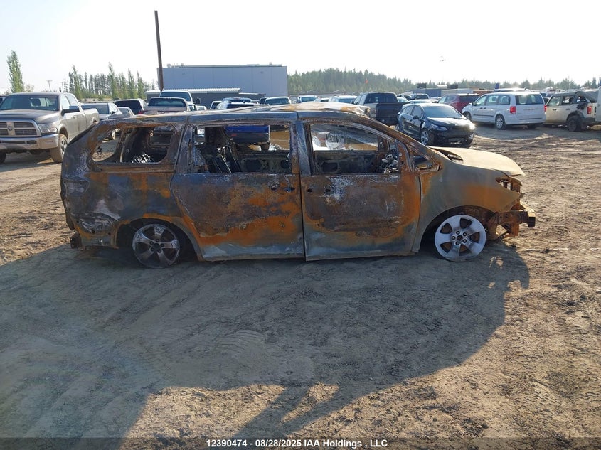 2015 Toyota Sienna Le 8 Passenger VIN: 5TDKK3DC2FS568037 Lot: 12390474