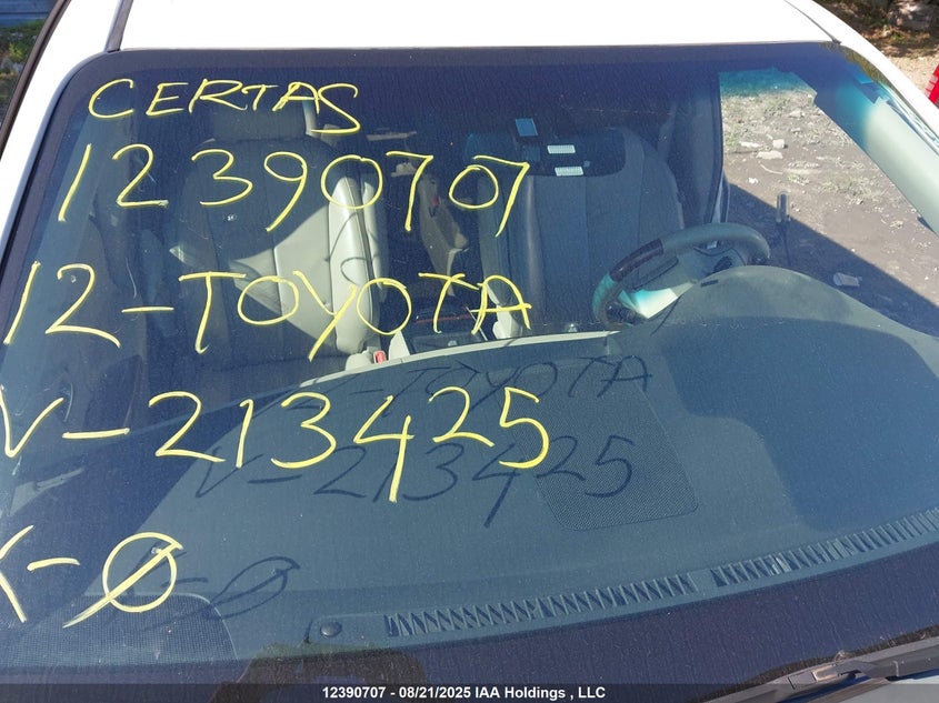 5TDYK3DC4CS213425 2012 TOYOTA SIENNA photo no. 18