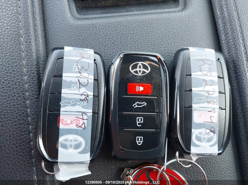 5TDACAB55RS011693 2024 TOYOTA HIGHLANDER photo no. 11