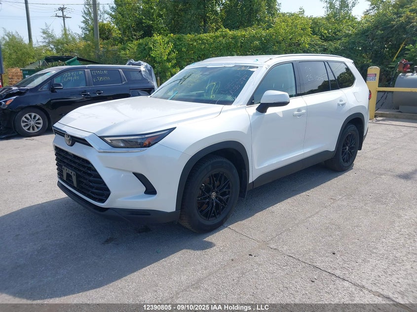 5TDACAB55RS011693 2024 TOYOTA HIGHLANDER photo no. 2
